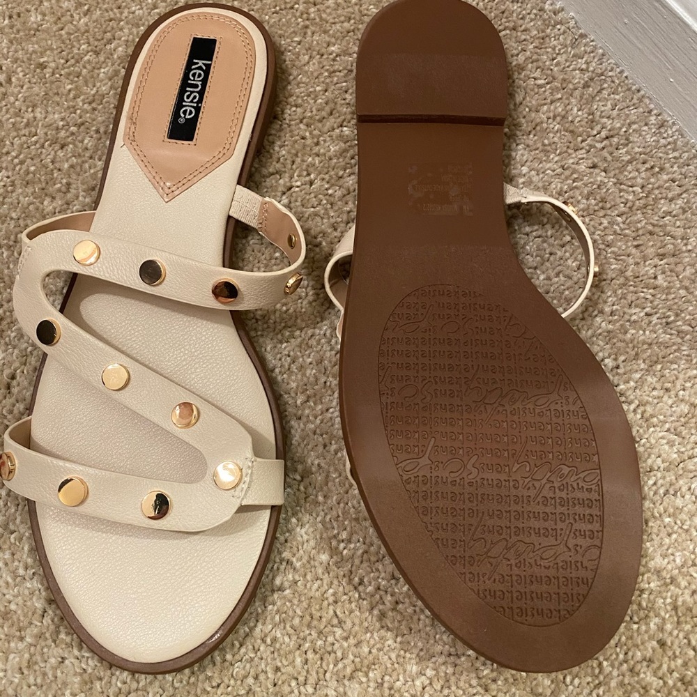 Kensie sandals